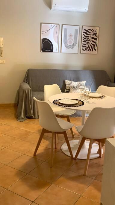 Nest House - Esclusivo Appartamento Marina Di Olbia- Mater Olbia - Beaches - Close To The Airport - Private Parking- Full Comforts - Exterior foto